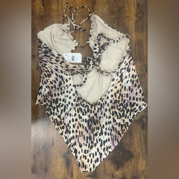 Good American Ruched Halter Rose Cheetah One-Piece Swimsuit Size 8 (M/L) NWT - Picture 11 of 11